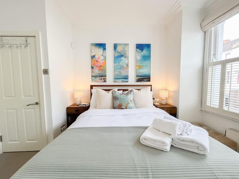 Stylish Sanctuary With Garden Oasis Apartment London