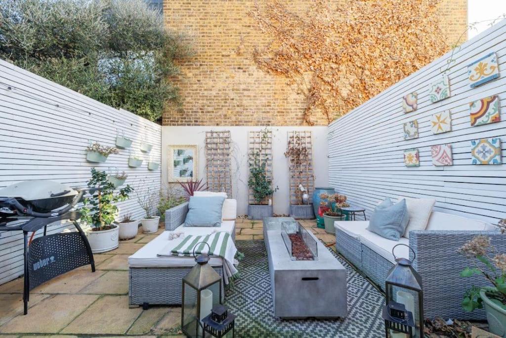 Stylish Sanctuary With Garden Oasis * London